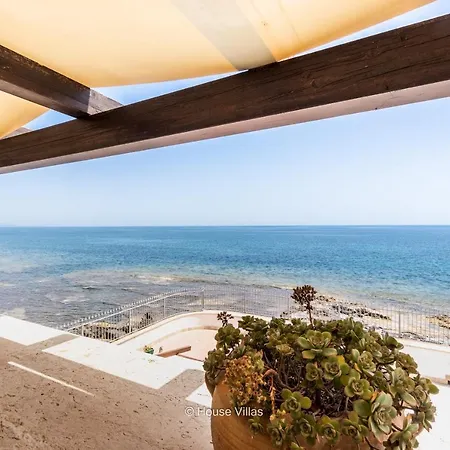 House&villas - La Terrazza Sul Borgo Apartment Marzamemi